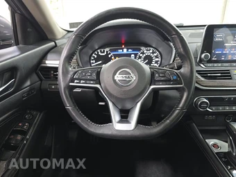 2021 Nissan Altima Platinum – miniatura 10