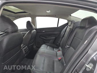 2021 Nissan Altima Platinum – miniatura 13
