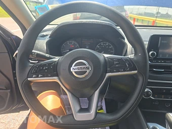 2021 Nissan Altima S – miniatura 10