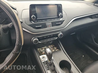 2021 Nissan Altima S – miniatura 11