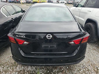 2021 Nissan Altima S – miniatura 5