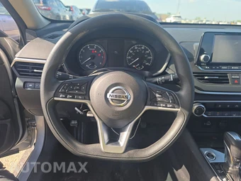 2021 Nissan Altima S – miniatura 10