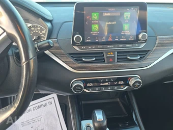 2021 Nissan Altima SL - miniatura 11
