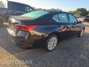 2021 Nissan Altima SL - miniatura 4