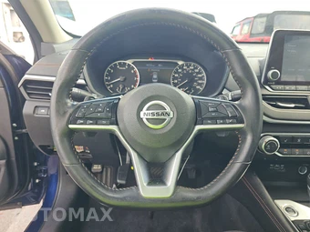 2021 Nissan Altima SR – miniatura 10