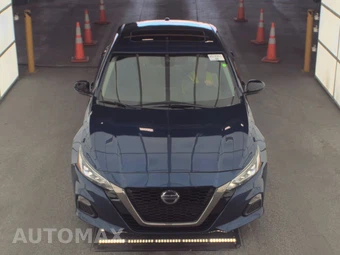 2021 Nissan Altima SR – miniatura 2