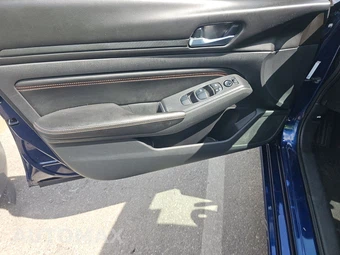 2021 Nissan Altima SR – miniatura 9