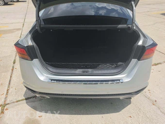 2021 Nissan Altima SR - miniatura 14