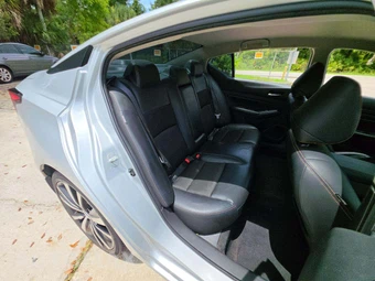 2021 Nissan Altima SR - miniatura 16