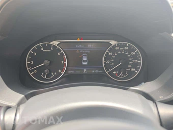 2021 Nissan Altima SR - miniatura 9