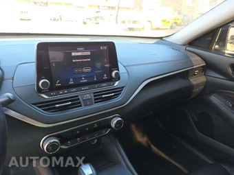 2021 Nissan Altima SR – miniatura 10