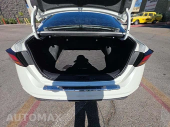 2021 Nissan Altima SR – miniatura 14