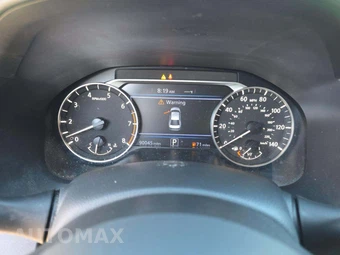 2021 Nissan Altima SR – miniatura 9