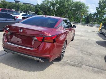 2021 Nissan Altima SR – miniatura 24