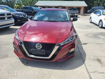 2021 Nissan Altima SR – miniatura 3