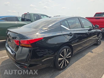 2021 Nissan Altima SR – miniatura 4