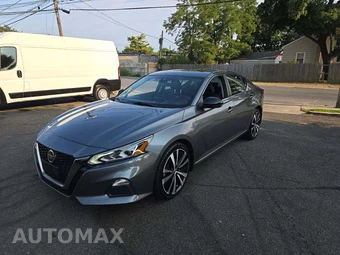 2021 Nissan Altima SR