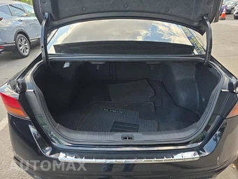 2021 Nissan Altima SR – miniatura 19
