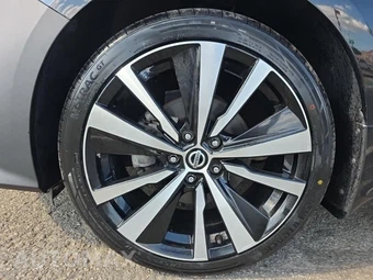 2021 Nissan Altima SR – miniatura 8