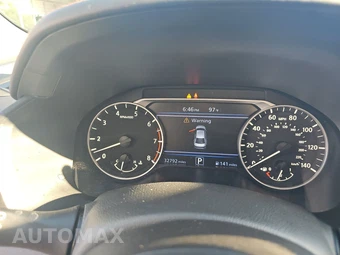 2021 Nissan Altima SR - miniatura 12
