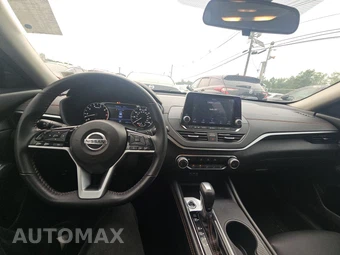 2021 Nissan Altima SR – miniatura 11