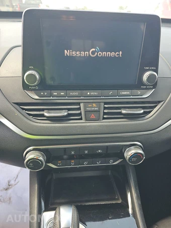 2021 Nissan Altima SV - miniatura 11