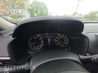 2021 Nissan Altima SV – miniatura 9