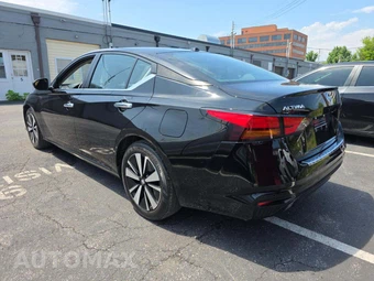 2021 Nissan Altima SV – miniatura 2
