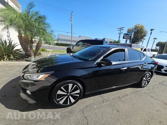 2021 Nissan Altima SV