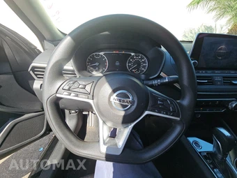 2021 Nissan Altima SV – miniatura 10