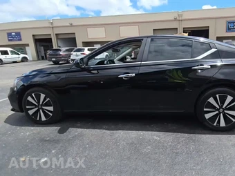 2021 Nissan Altima SV – miniatura 3