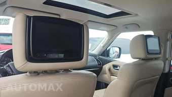 2021 Nissan Armada Platinum - miniatura 8