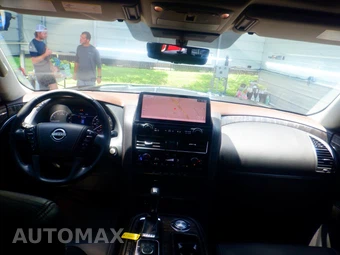 2021 Nissan Armada Platinum – miniatura 11