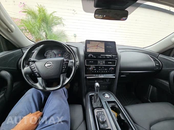 2021 Nissan Armada SV – miniatura 11