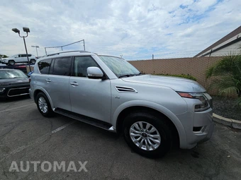 2021 Nissan Armada SV – miniatura 3