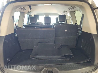 2021 Nissan Armada SV – miniatura 17