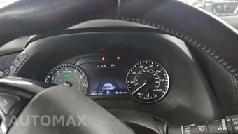 2021 Nissan Armada SV – miniatura 24