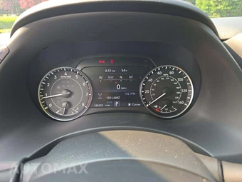 2021 Nissan Armada SV – miniatura 9