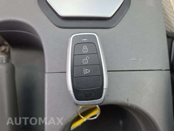 2021 Nissan Frontier SV Crew Cab Medium Bed – miniatura 8