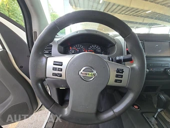 2021 Nissan Frontier SV Crew Cab Medium Bed - miniatura 10