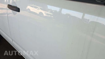2021 Nissan Frontier SV Crew Cab Medium Bed - miniatura 30