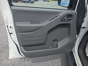 2021 Nissan Frontier SV Crew Cab Medium Bed - miniatura 9