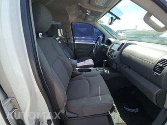 2021 Nissan Frontier SV Crew Cab Medium Bed – miniatura 8