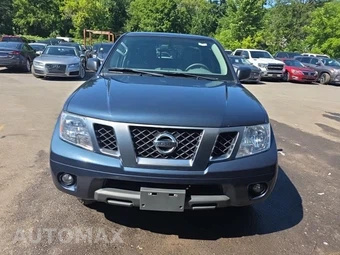 2021 Nissan Frontier SV Crew Cab Medium Bed - miniatura 2