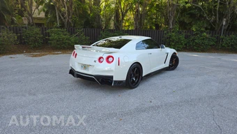 2021 Nissan GT-R Premium - miniatura 13