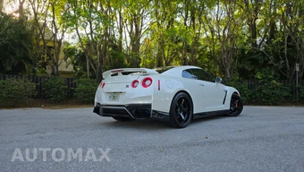 2021 Nissan GT-R Premium - miniatura 14