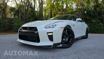 2021 Nissan GT-R Premium - miniatura 3