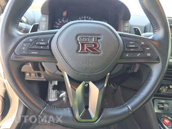 2021 Nissan GT-R Premium - miniatura 25