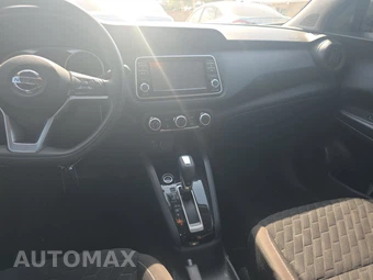 2021 Nissan Kicks S - miniatura 11