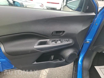 2021 Nissan Kicks S – miniatura 9